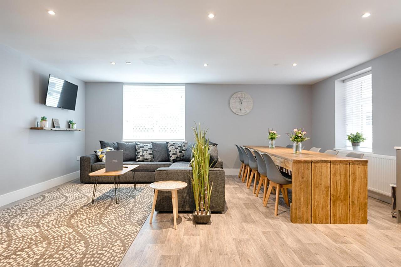 3 Rm Studio, Open-Plan Living, Dining, & Kitchen Лланелли Экстерьер фото